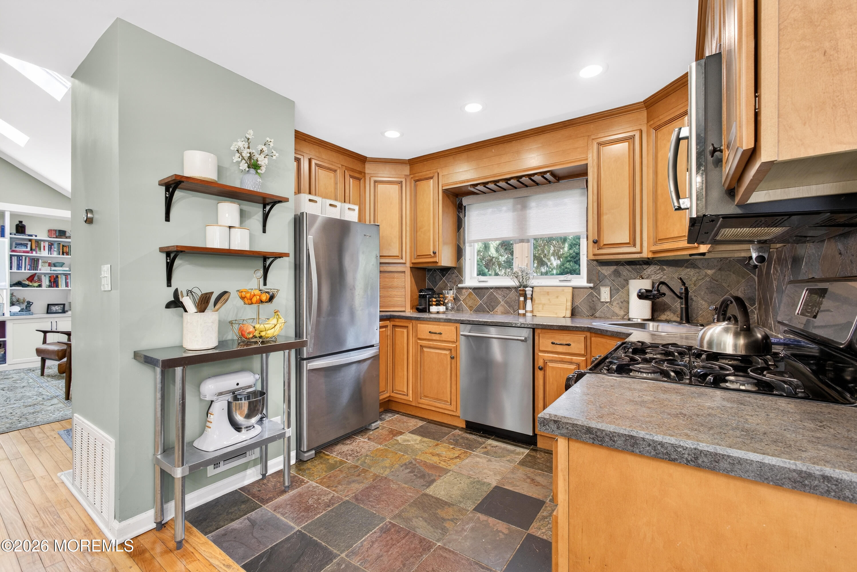21 Karyn Terrace E Middletown NJ 07748