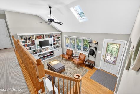 21 Karyn Terrace E Middletown NJ 07748