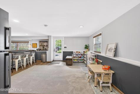 21 Karyn Terrace E Middletown NJ 07748