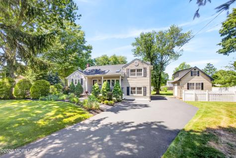 21 Karyn Terrace E Middletown NJ 07748
