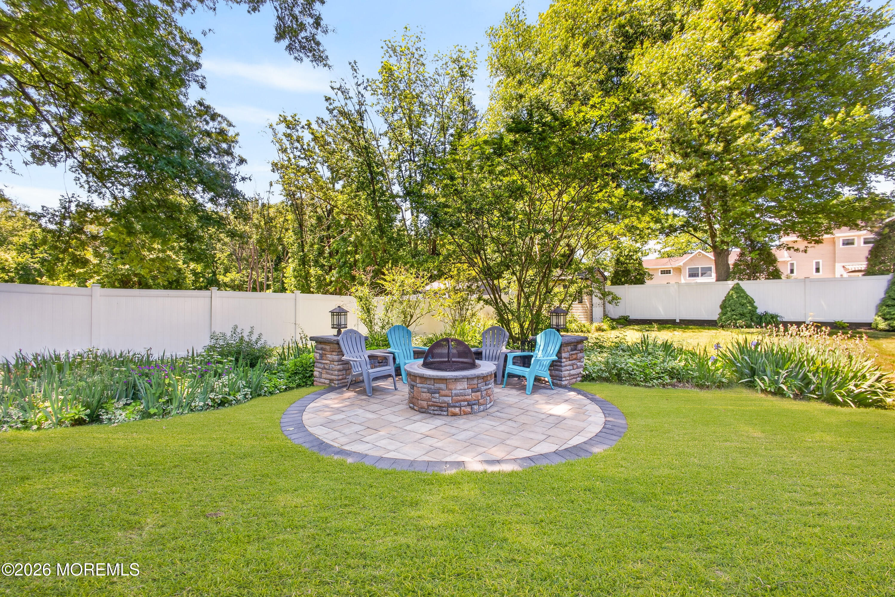 21 Karyn Terrace E Middletown NJ 07748