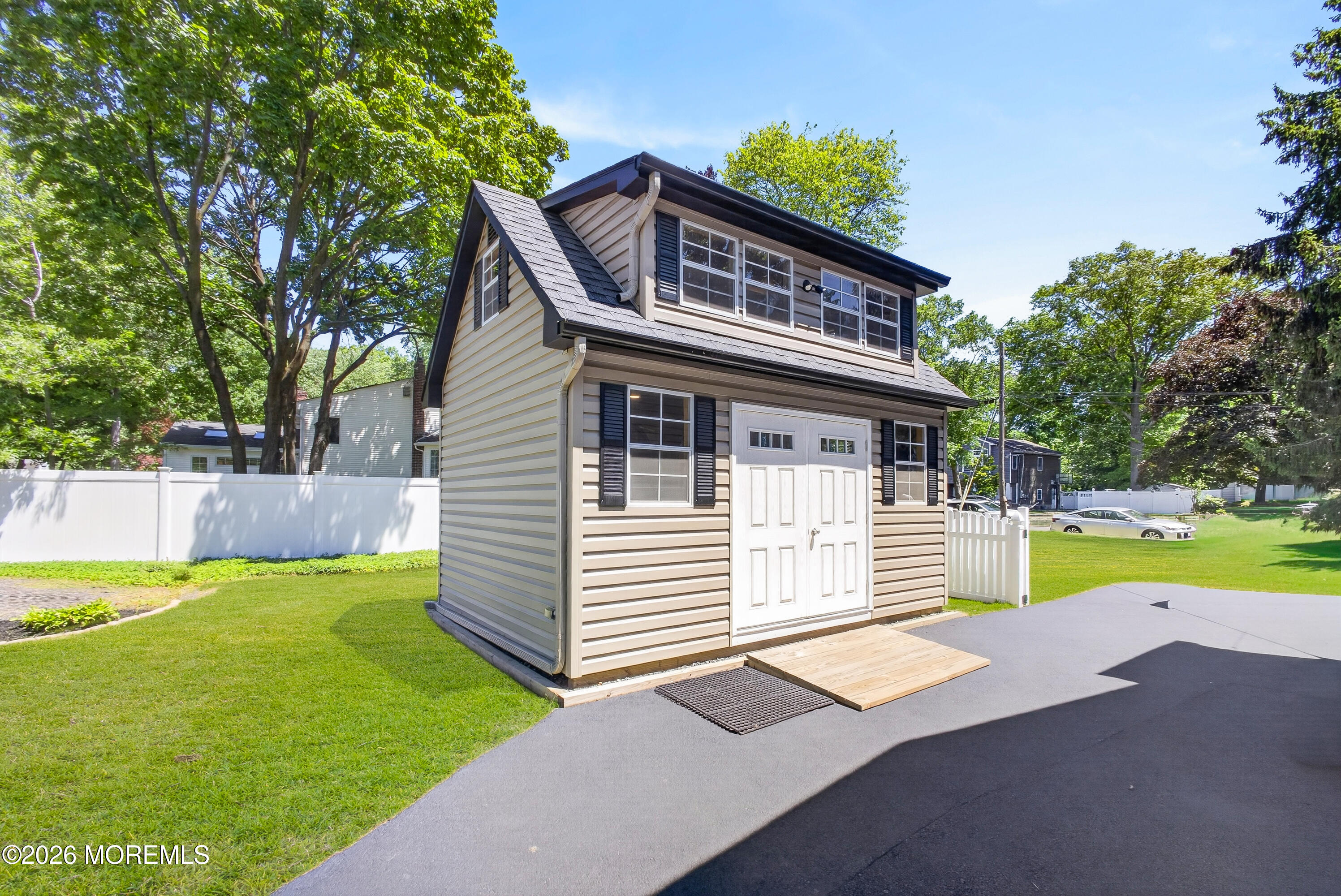 21 Karyn Terrace E Middletown NJ 07748