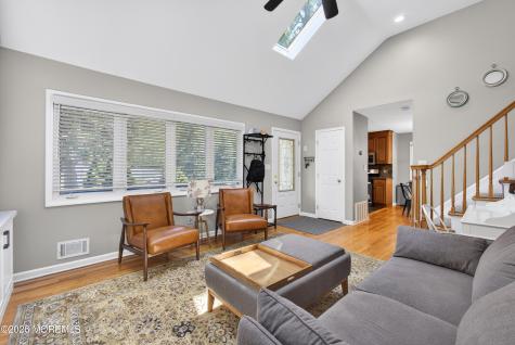 21 Karyn Terrace E Middletown NJ 07748