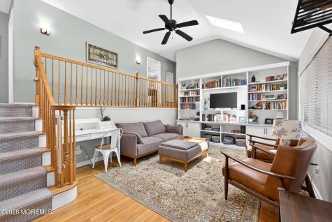 21 Karyn Terrace E Middletown NJ 07748