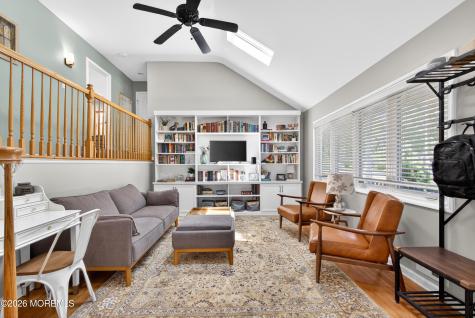 21 Karyn Terrace E Middletown NJ 07748