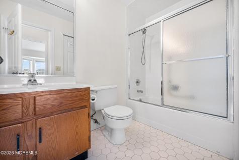 11 Rothwell Drive Monroe NJ 08831