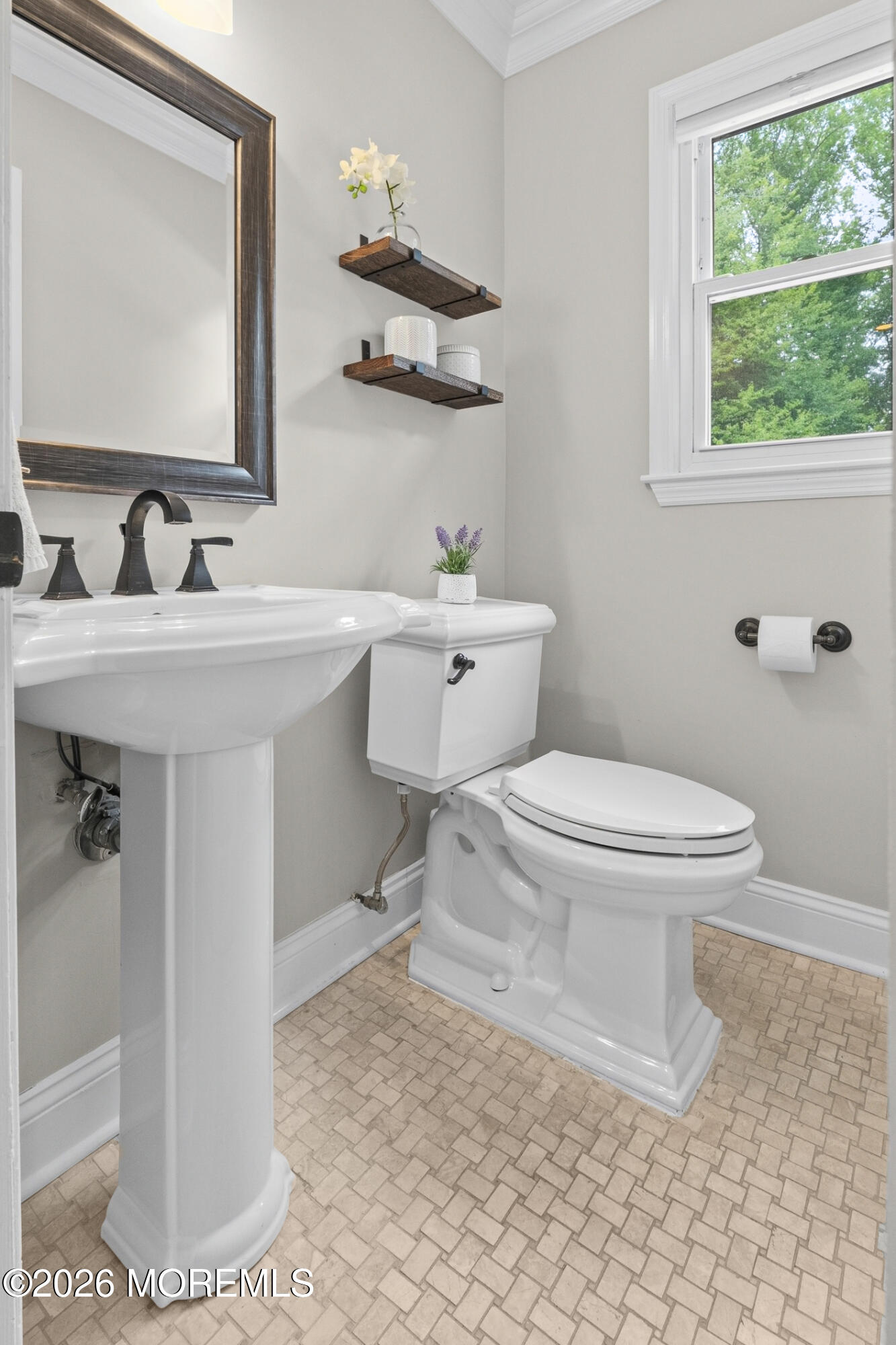 5 Brookside Circle Marlboro NJ 07746