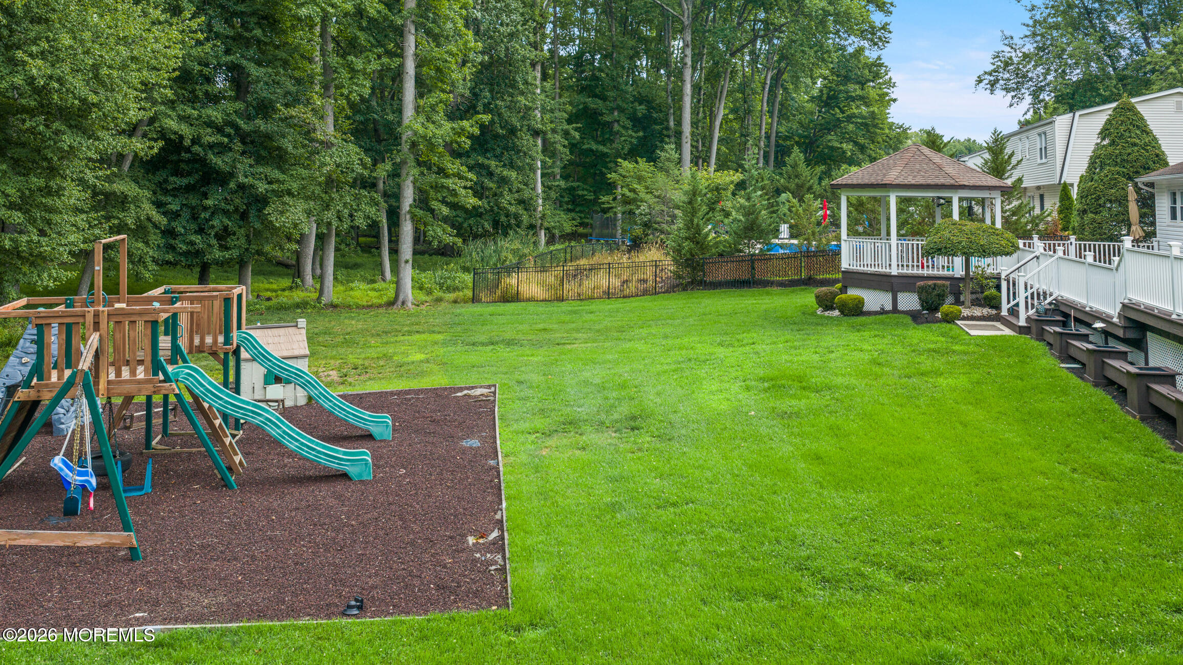 5 Brookside Circle Marlboro NJ 07746
