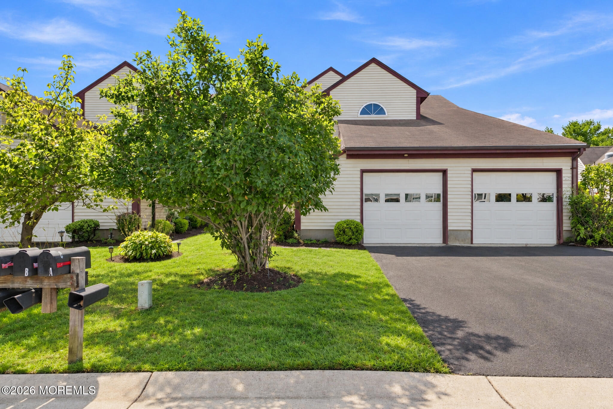 8 Rothwell Drive Monroe NJ 08831