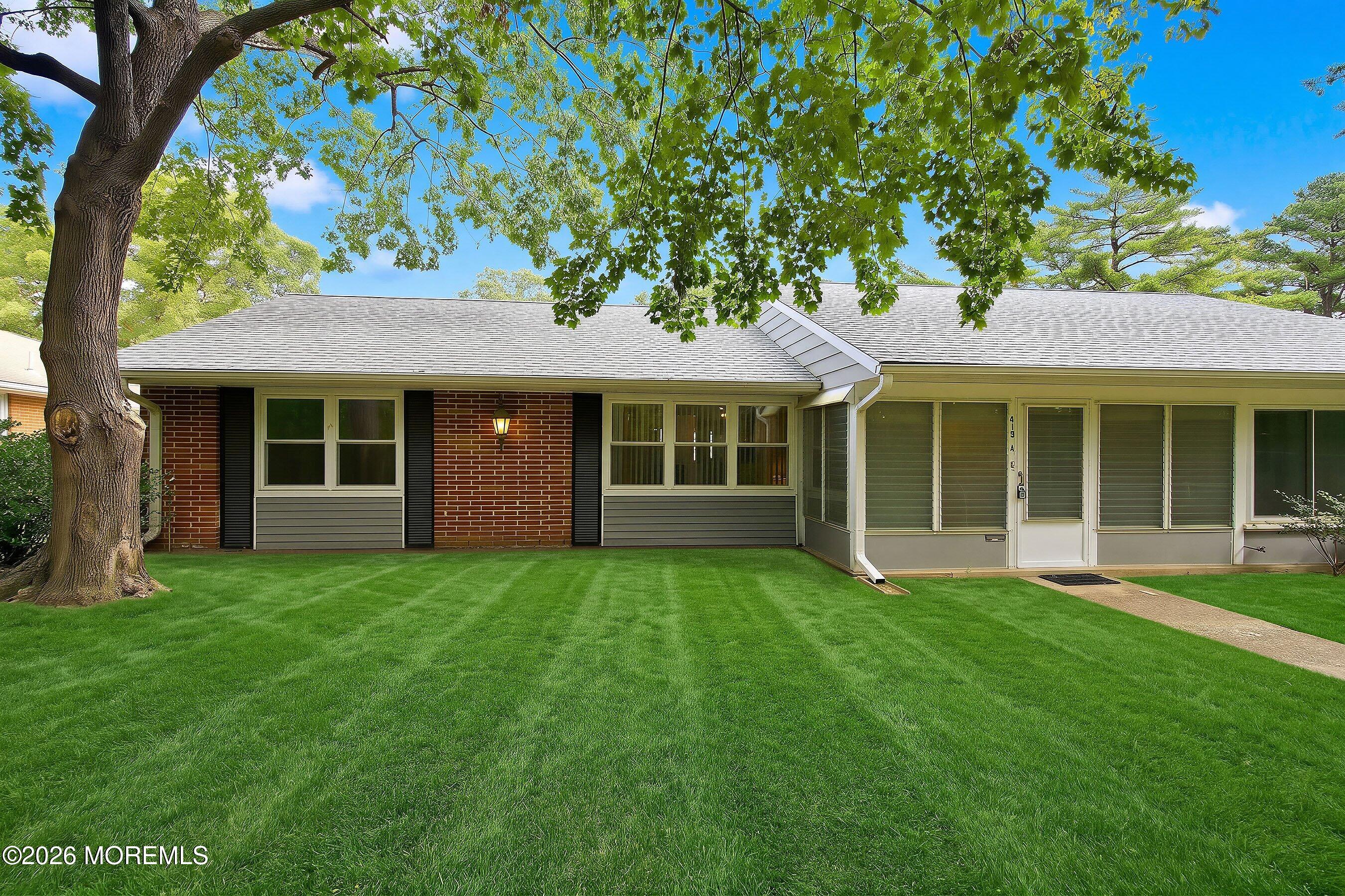 419A Chatham Court Lakewood NJ 08701