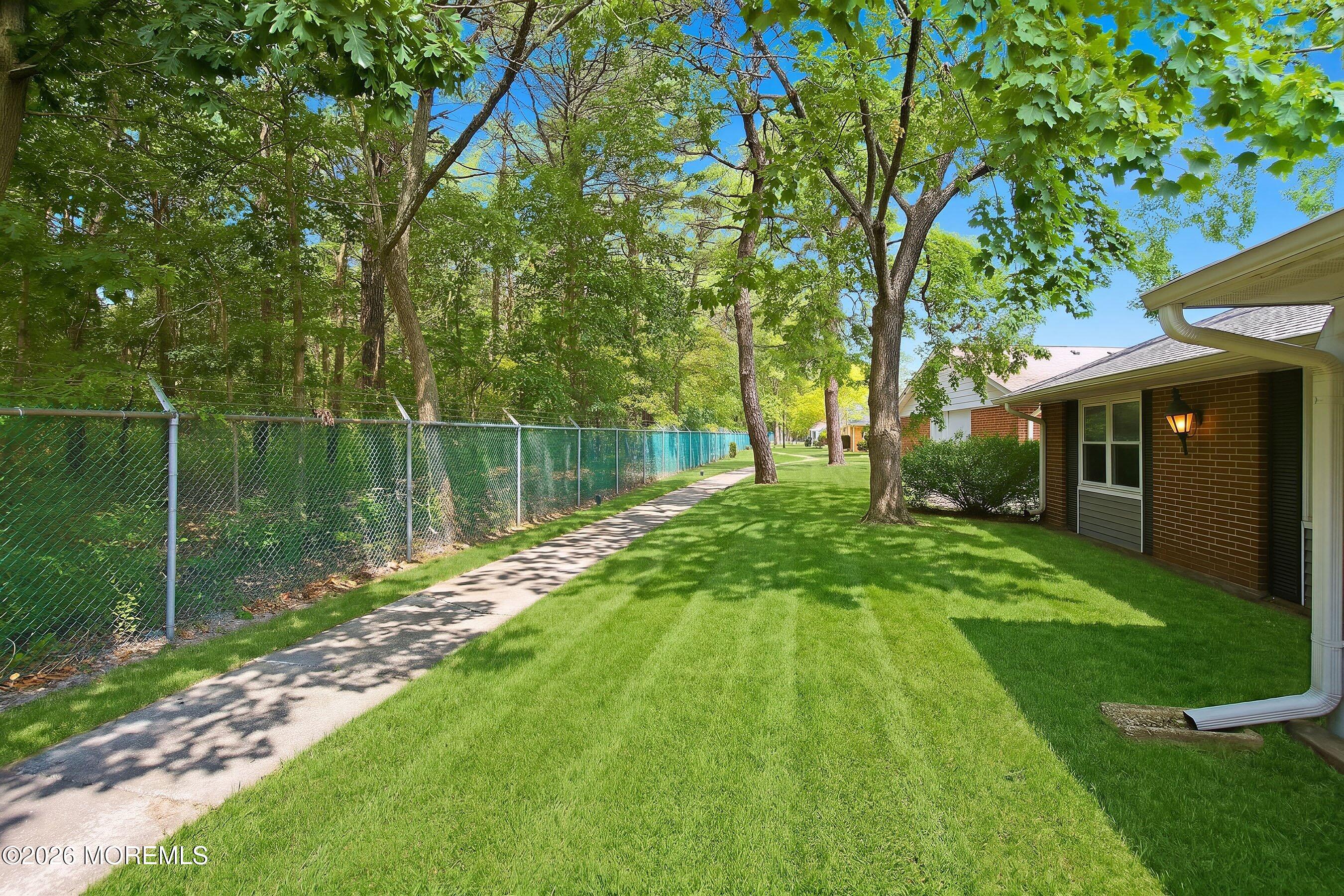 419A Chatham Court Lakewood NJ 08701