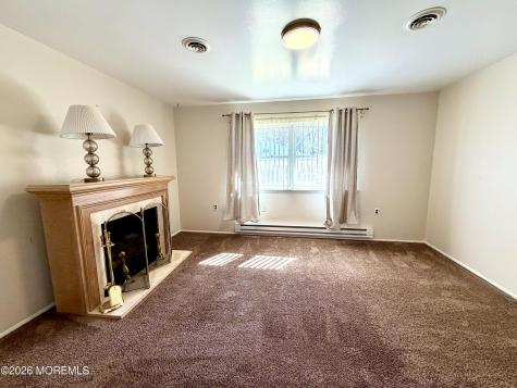 401 Highland Drive Whiting NJ 08759