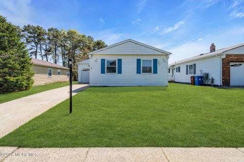 34 Purnell Street Toms River NJ 08757
