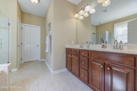 17 E Sagamore Drive Farmingdale NJ 07727