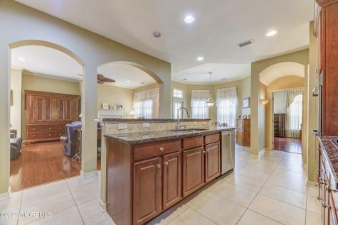 17 E Sagamore Drive Farmingdale NJ 07727