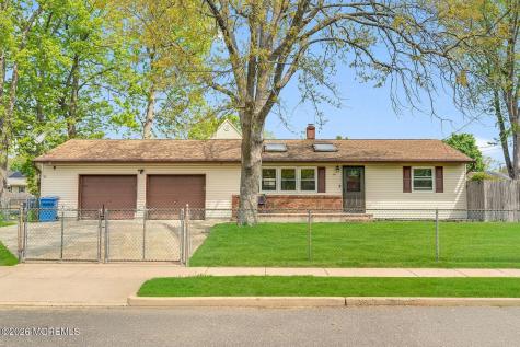 517 Maple Street Lakehurst NJ 08733