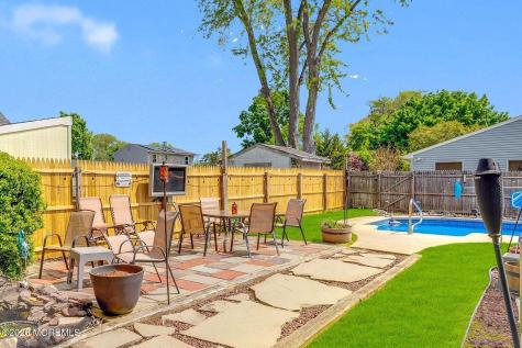 517 Maple Street Lakehurst NJ 08733