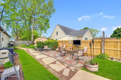 517 Maple Street Lakehurst NJ 08733