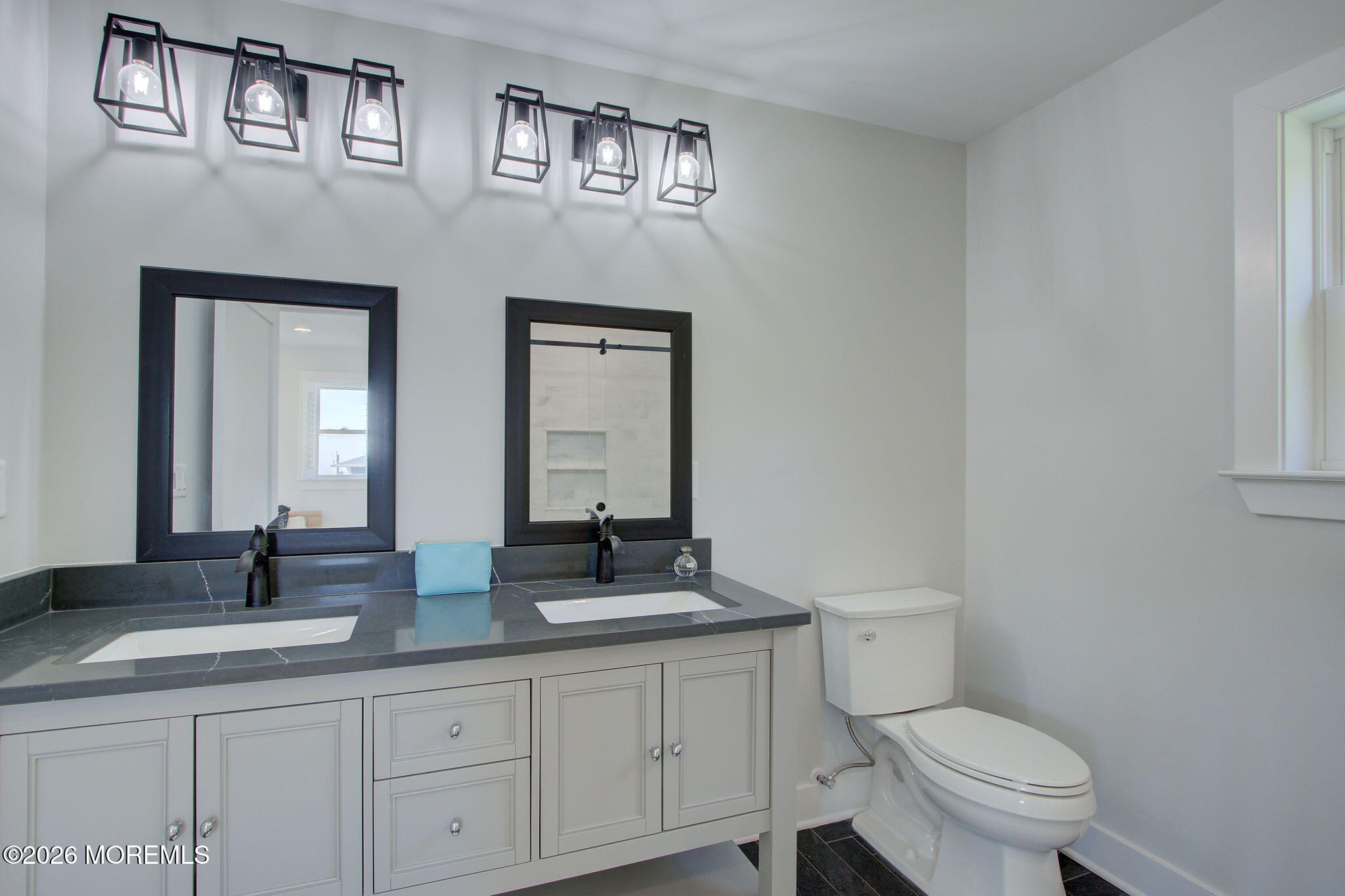 30 Bay Street Highlands NJ 07732