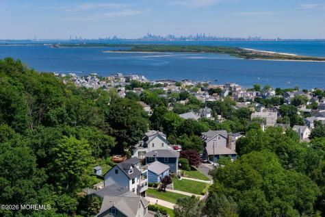 30 Bay Street Highlands NJ 07732