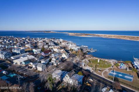 30 Bay Street Highlands NJ 07732