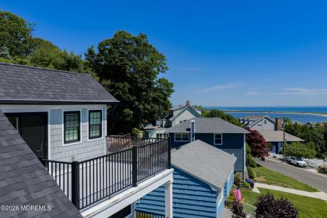 30 Bay Street Highlands NJ 07732