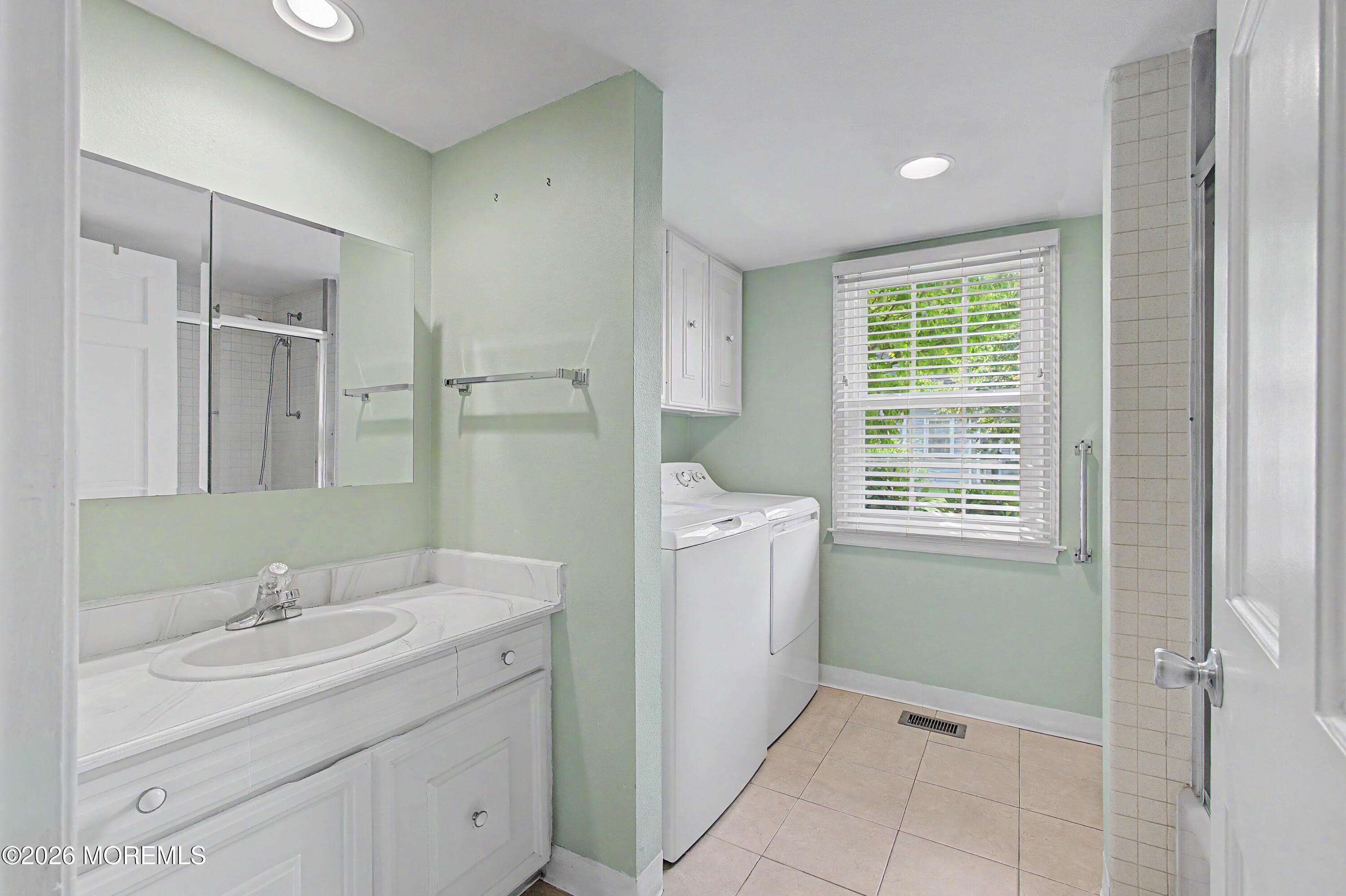 47 Concord Lane Monroe NJ 08831