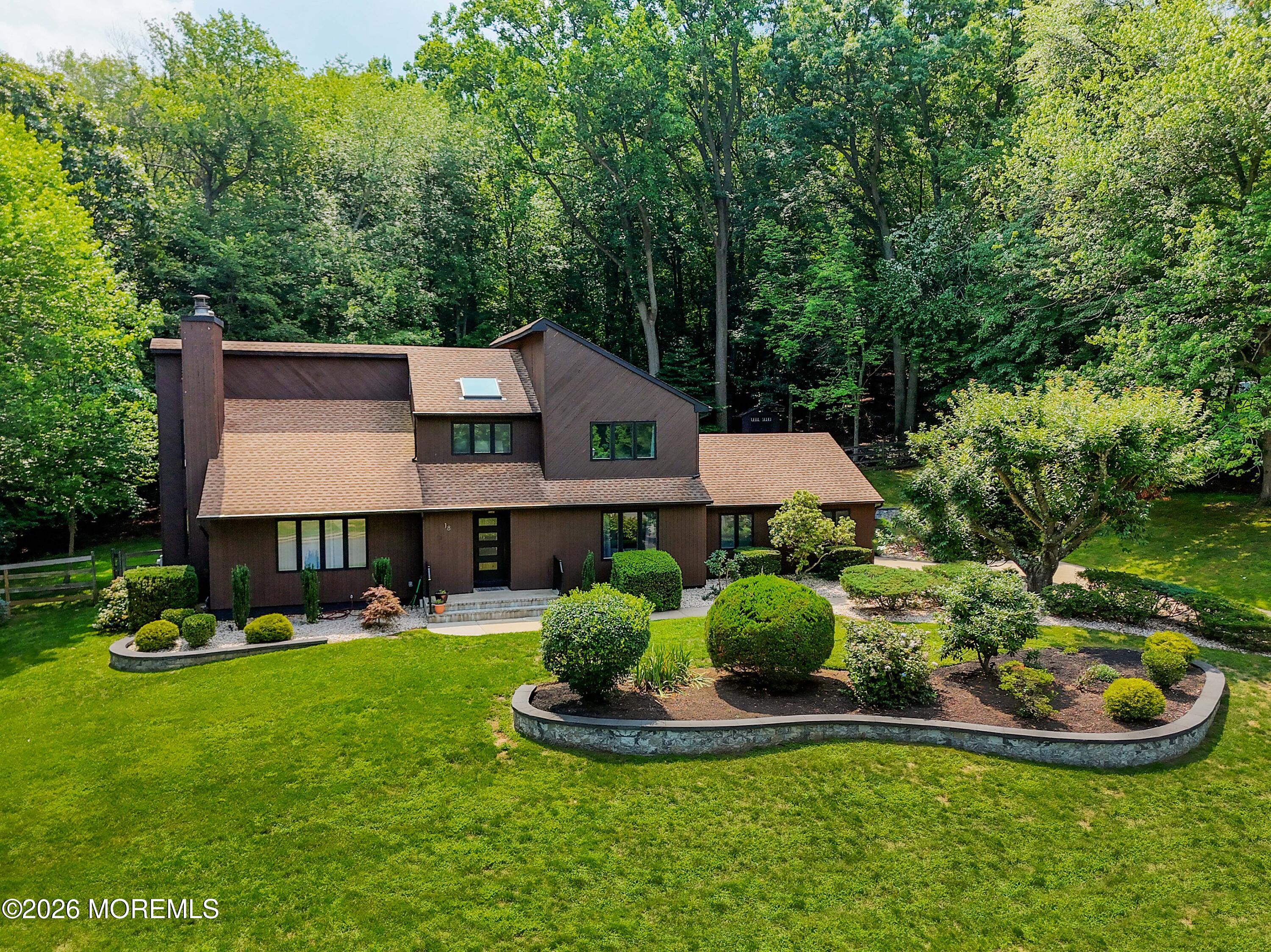 Leonardo NJ, 18 Constitution Drive