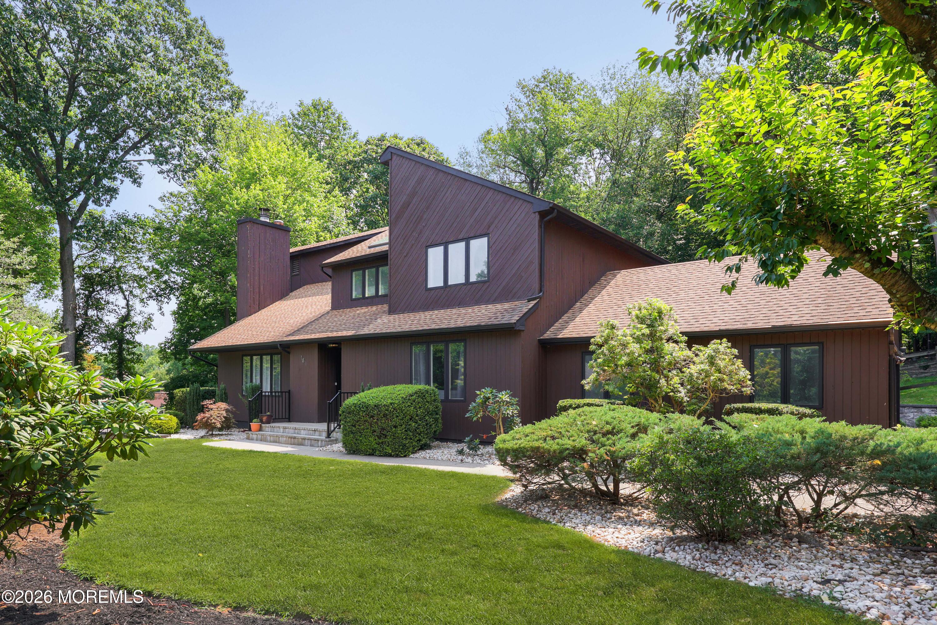 18 Constitution Drive Leonardo NJ 07737