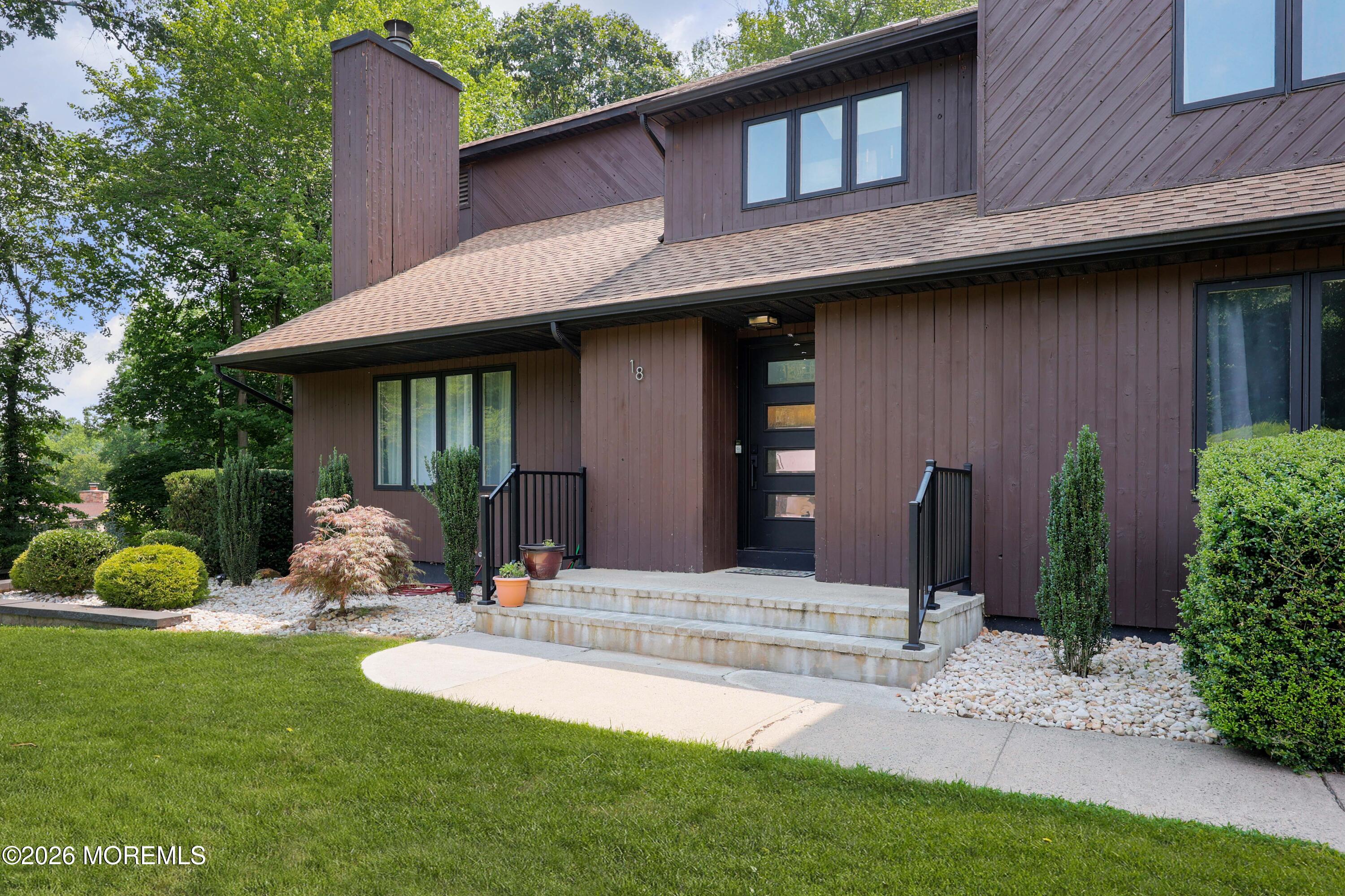 18 Constitution Drive Leonardo NJ 07737
