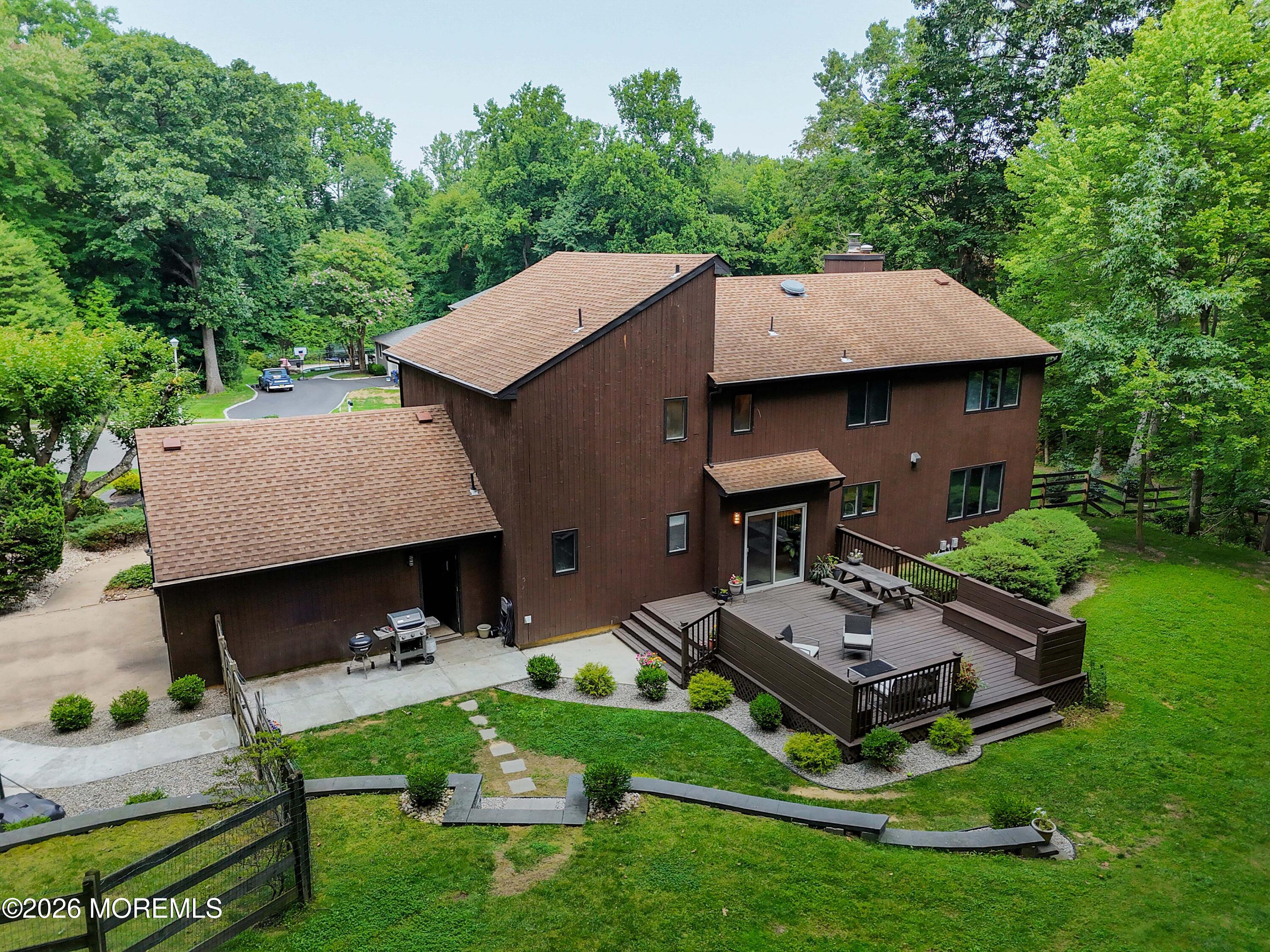 18 Constitution Drive Leonardo NJ 07737