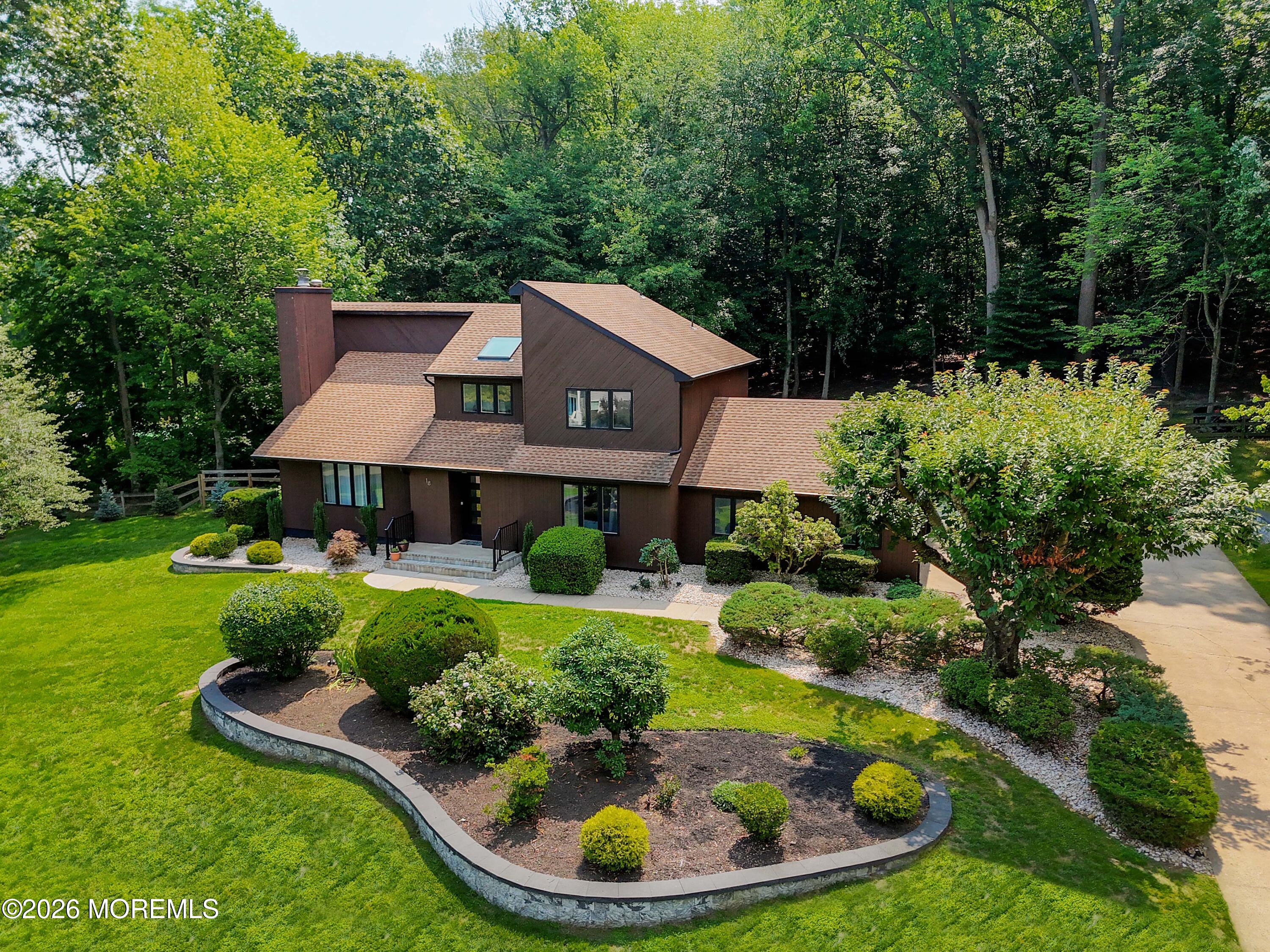 18 Constitution Drive Leonardo NJ 07737