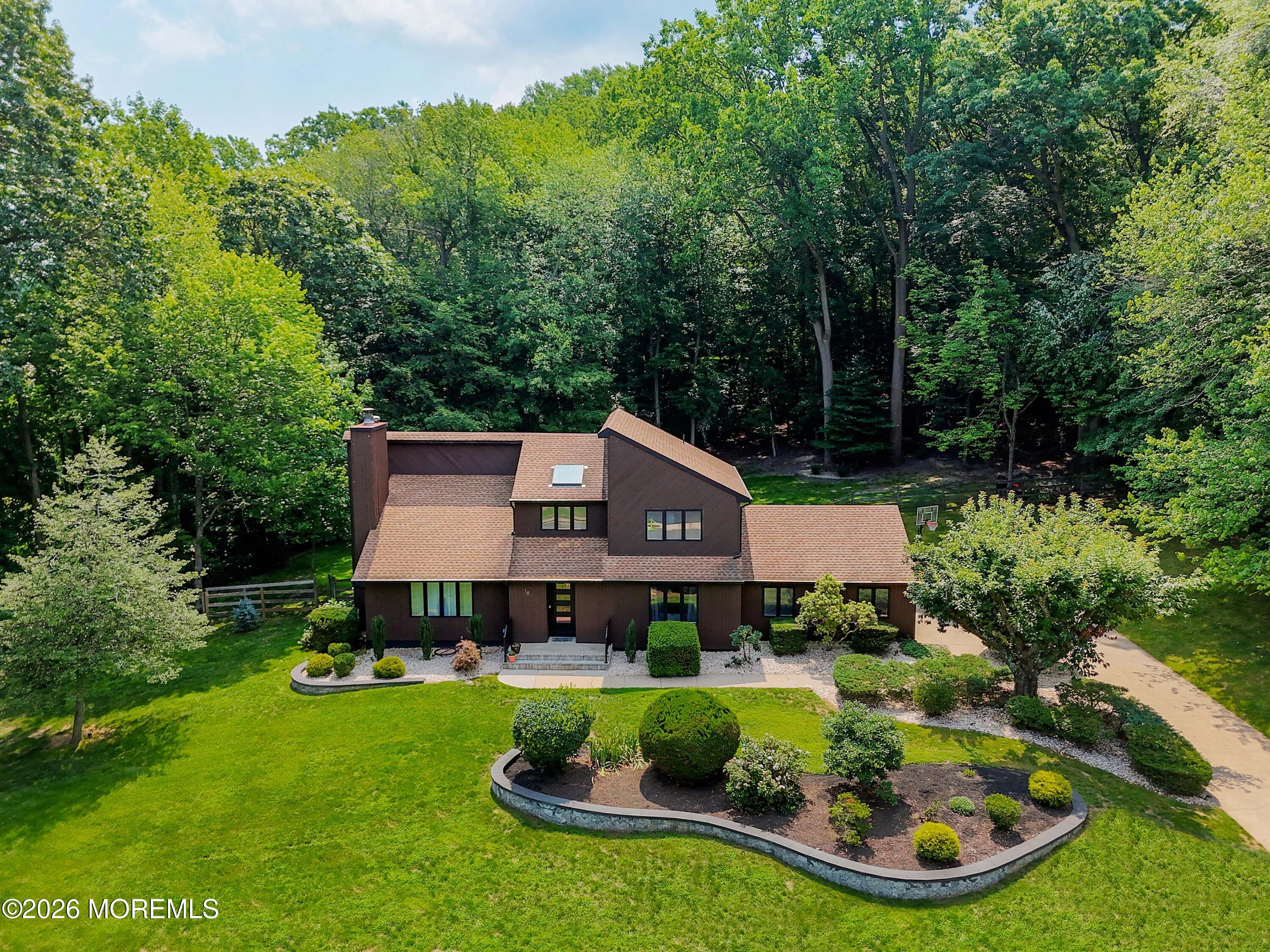 18 Constitution Drive Leonardo NJ 07737