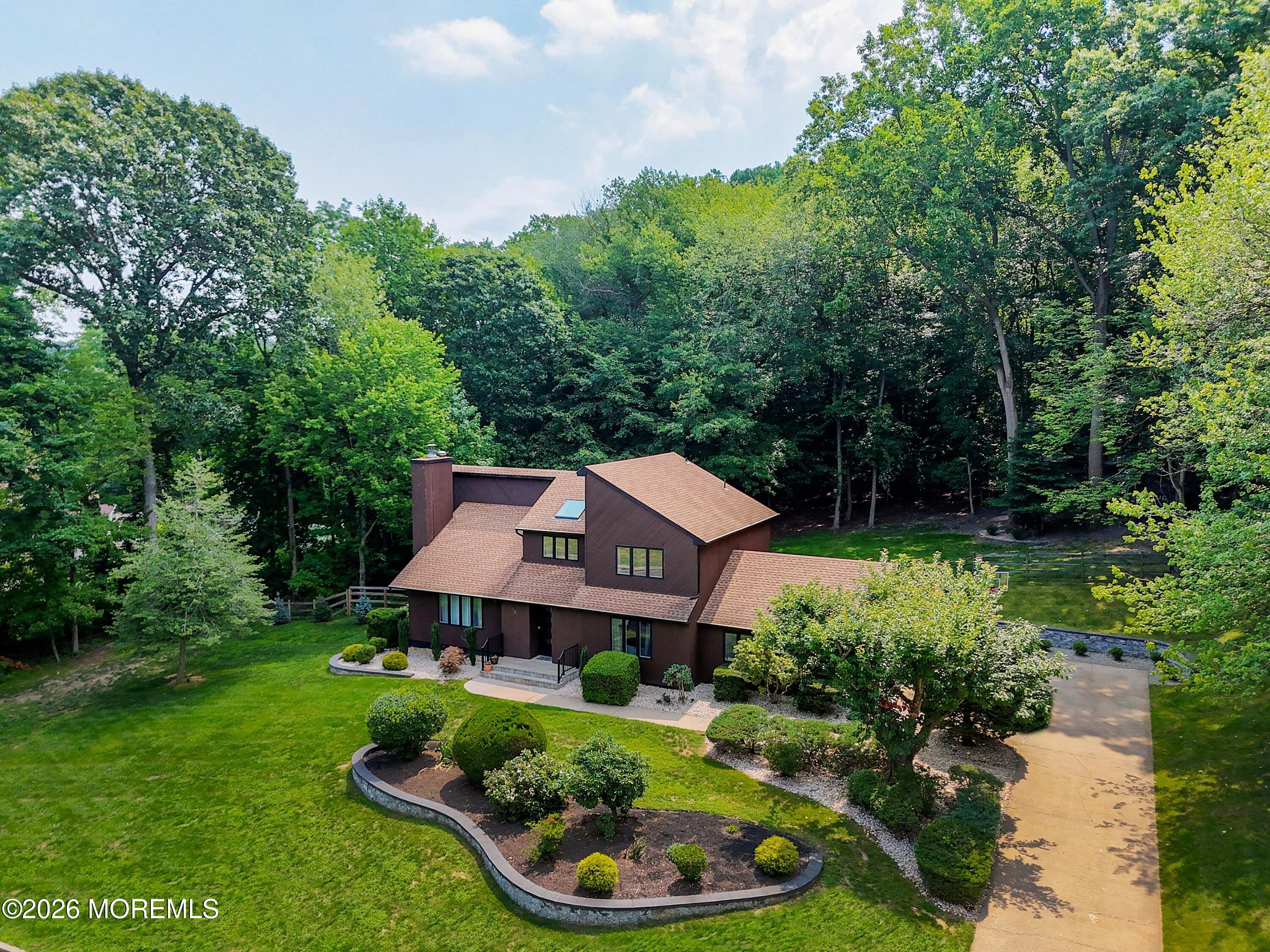 18 Constitution Drive Leonardo NJ 07737