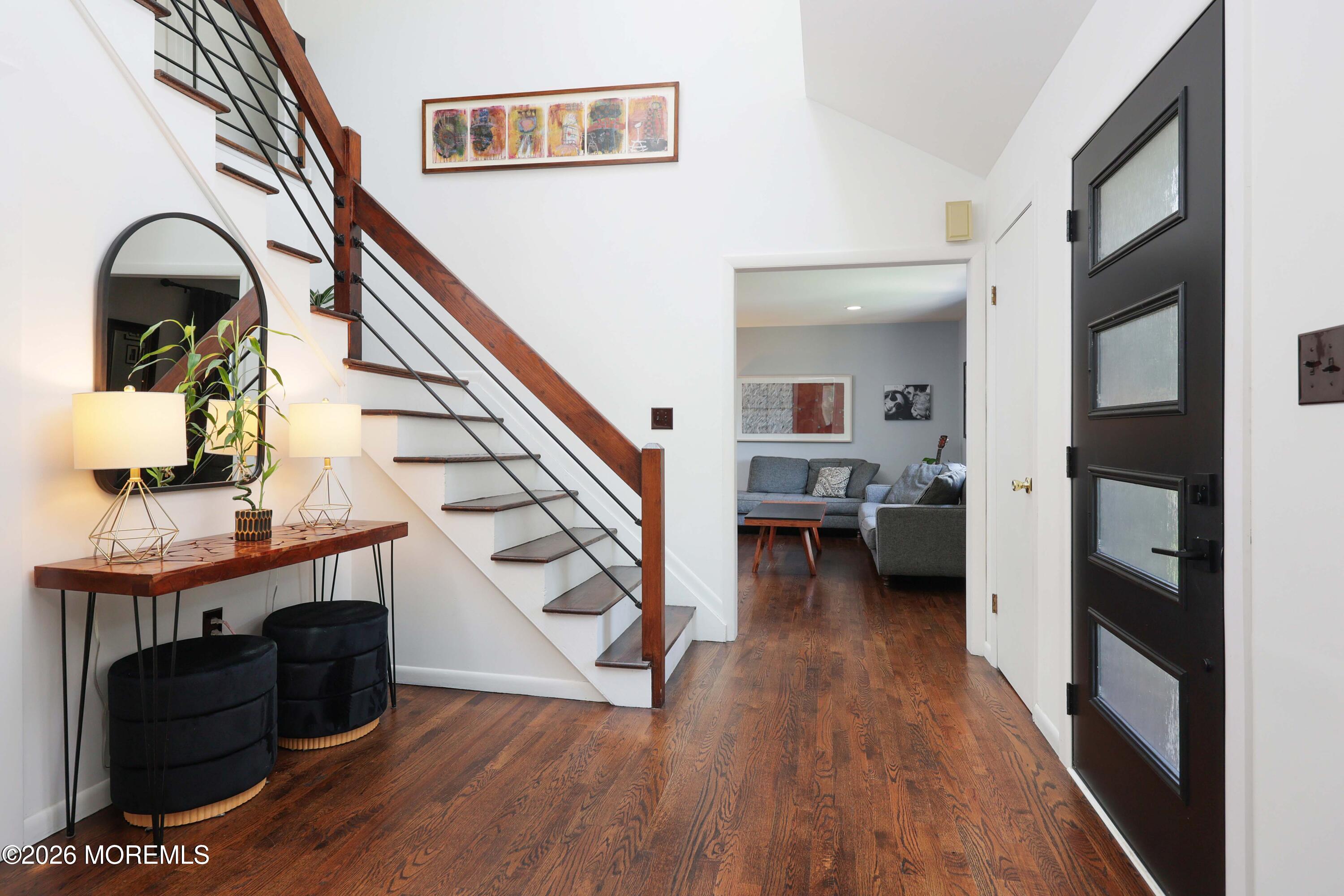 18 Constitution Drive Leonardo NJ 07737