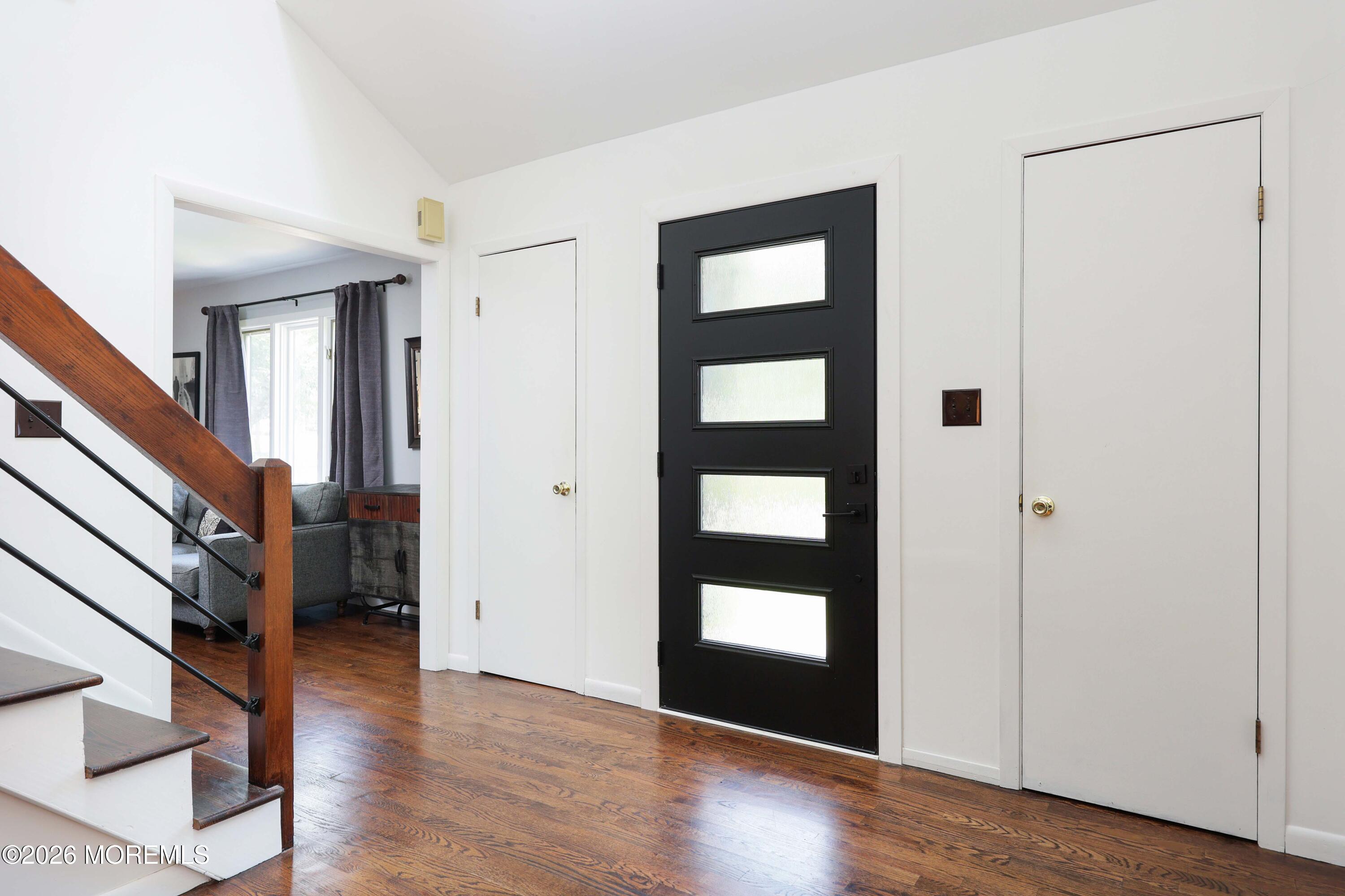 18 Constitution Drive Leonardo NJ 07737