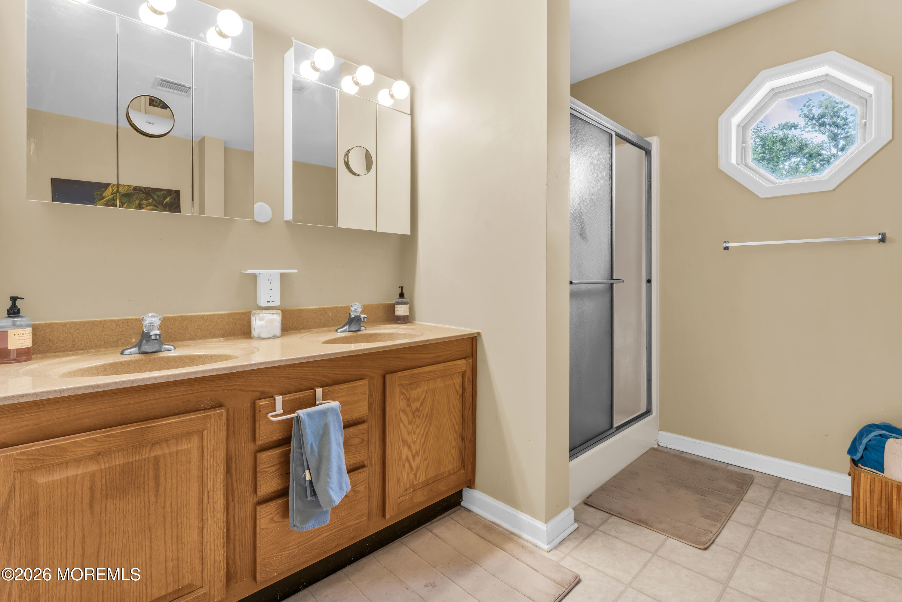 916 Buccaneer Lane Manahawkin NJ 08050