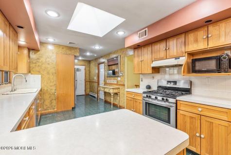 39 Wooley Street Matawan NJ 07747