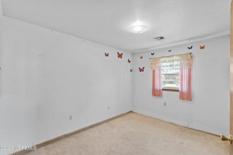 271 Joe Parker Road Lakewood NJ 08701
