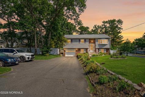 271 Joe Parker Road Lakewood NJ 08701