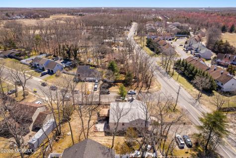 271 Joe Parker Road Lakewood NJ 08701