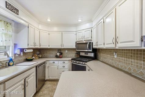31 Georgian Boulevard Jackson NJ 08527