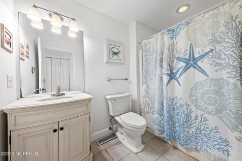 214 E 29th Street Long Beach Twp NJ 08008