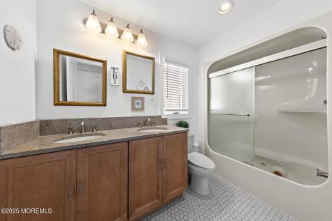 214 E 29th Street Long Beach Twp NJ 08008