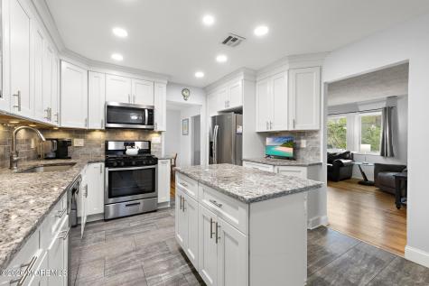 309 Colonial Drive Toms River NJ 08753