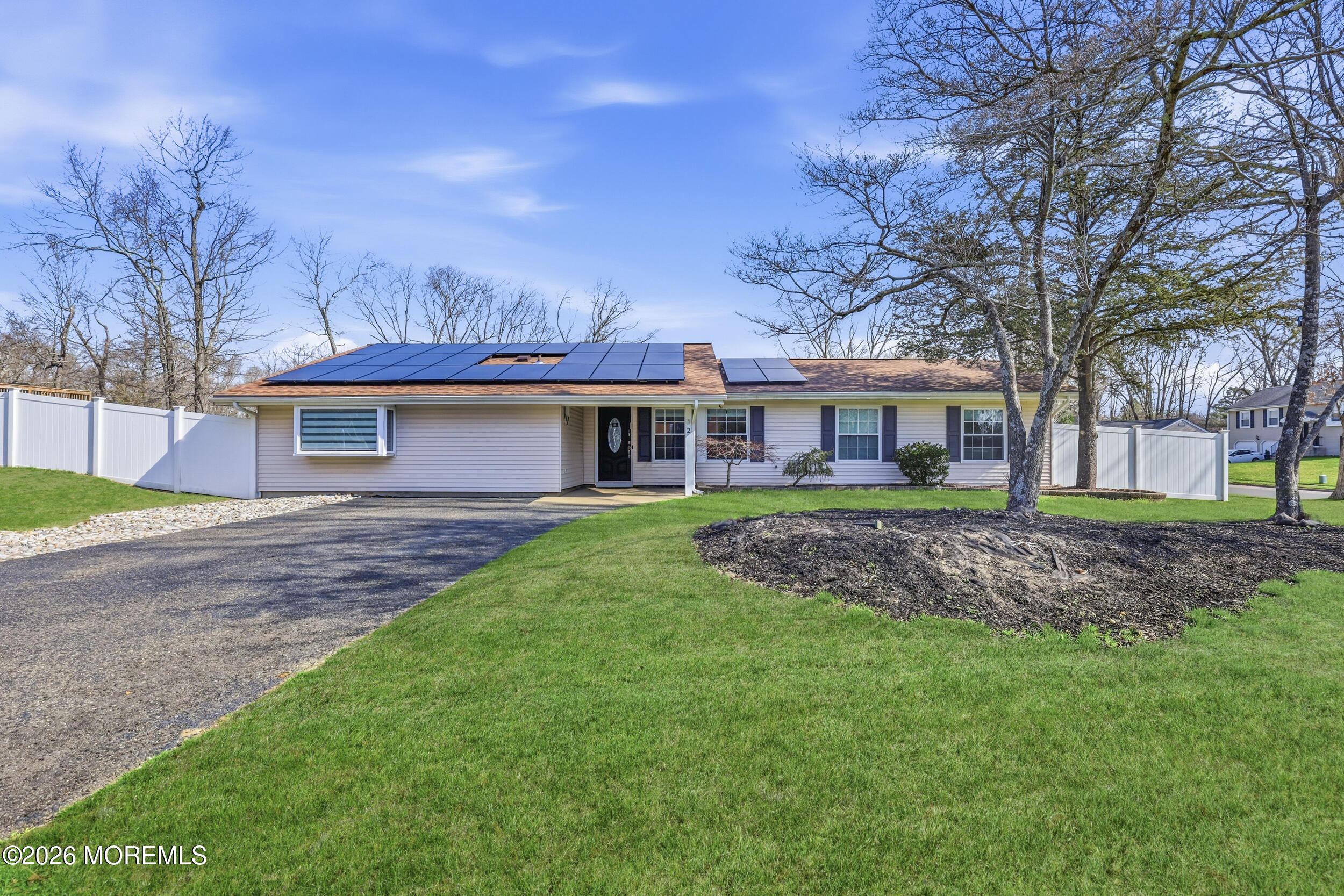 2 Chelsea Road Jackson NJ 08527
