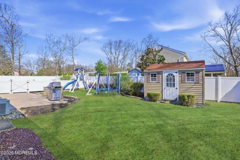 2 Chelsea Road Jackson NJ 08527
