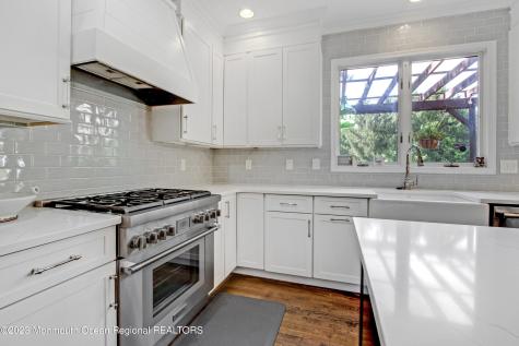 27 Nicklaus Lane Farmingdale NJ 07727