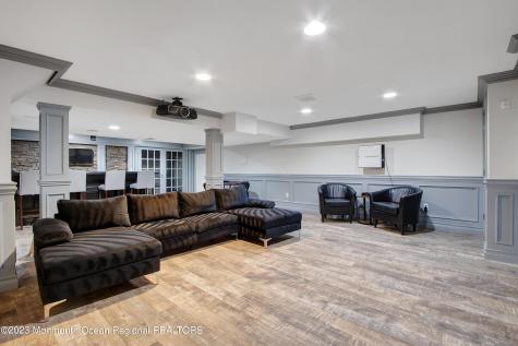 27 Nicklaus Lane Farmingdale NJ 07727