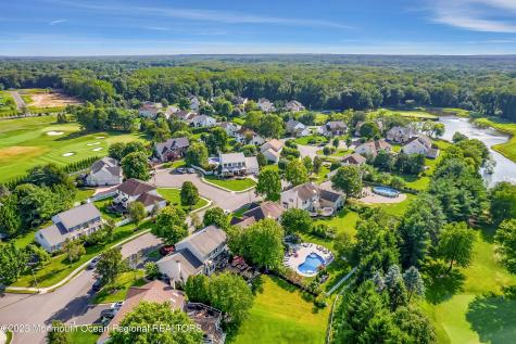 27 Nicklaus Lane Farmingdale NJ 07727